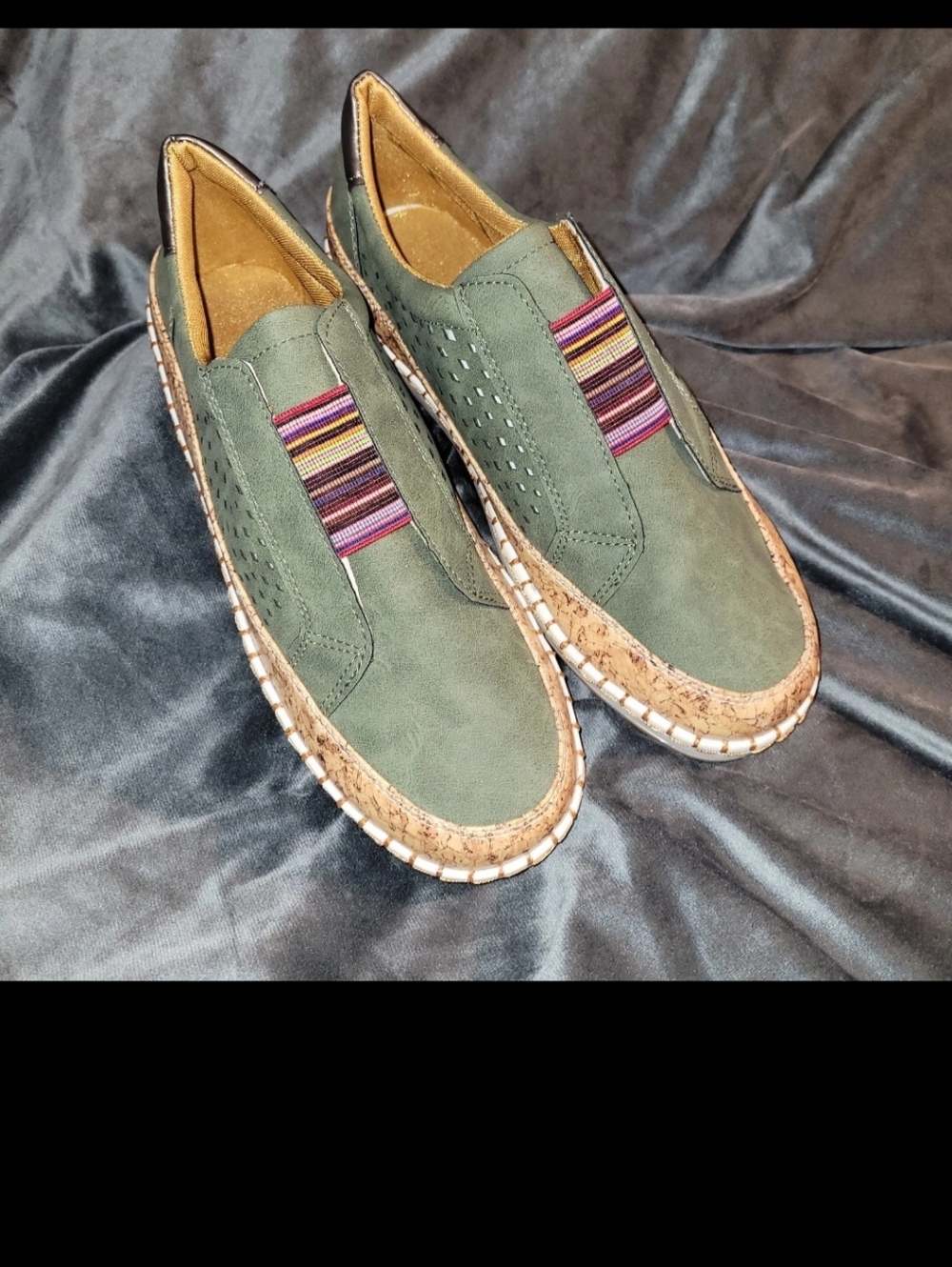 Loafers Slip On Platform Women Shoes Green Vegan Suede Rubber Sole Size 10
